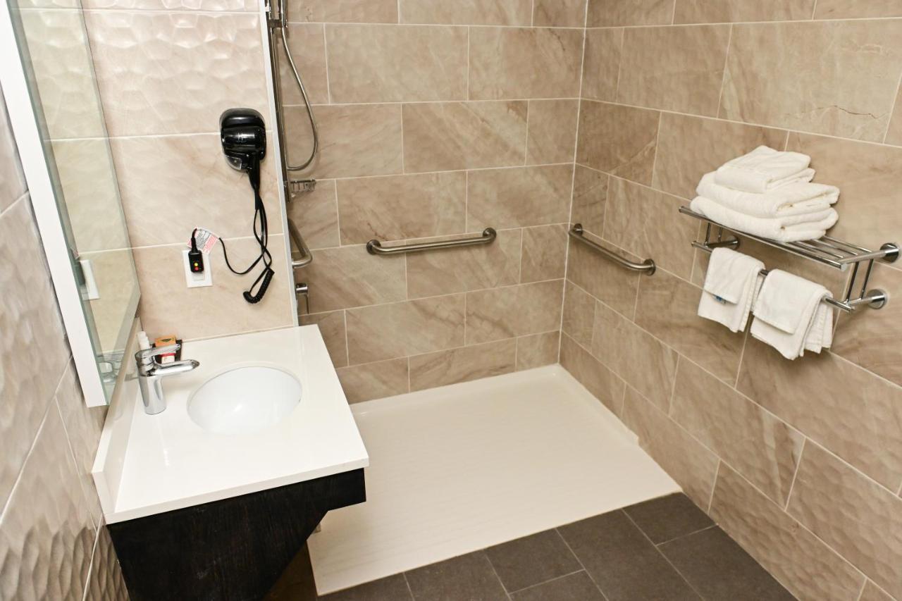 Days Inn By Wyndham Bronx Nyc New York Eksteriør bilde