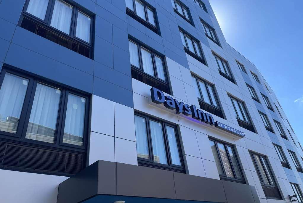 Days Inn By Wyndham Bronx Nyc New York Eksteriør bilde